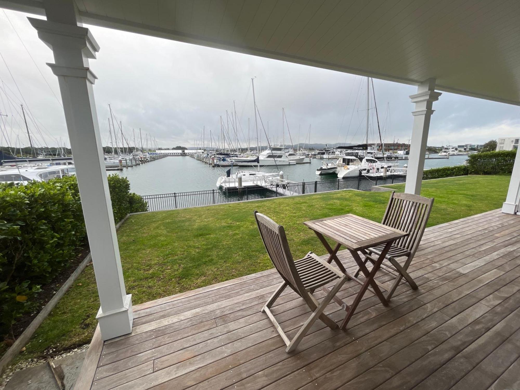 The Boathouse Apartamento One Tree Point Exterior foto